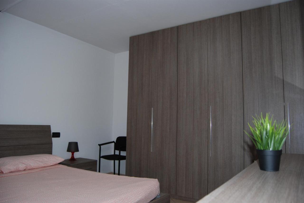 Case Vacanza Le Vele Desenzano del Garda Exterior photo