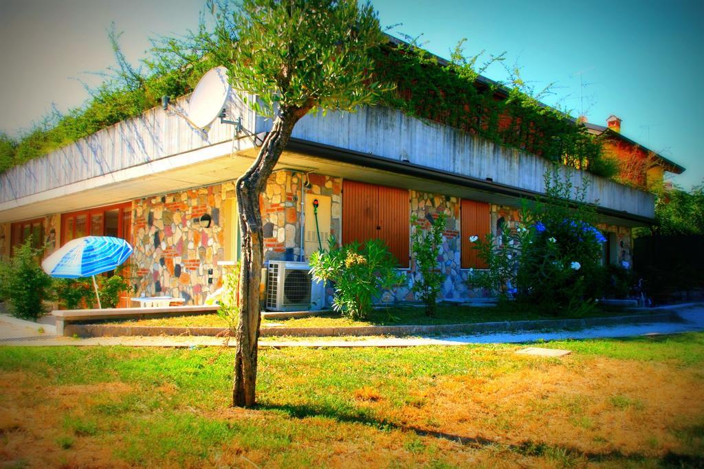 Case Vacanza Le Vele Desenzano del Garda Exterior photo
